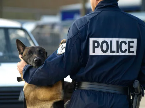 Des dizaines de policiers déployés à Dreux pour lutter contre le...