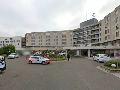 A Chartres, le centre d’oncologie et de radiothérapie...