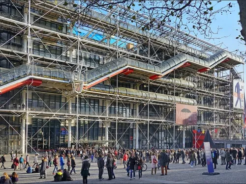 L'art contemporain du centre Georges Pompidou s'invite à Hermes