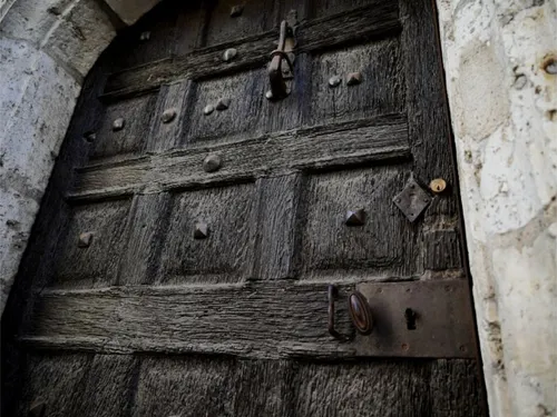 Chartres de porte en porte, une idée décalée pour découvrir la ville