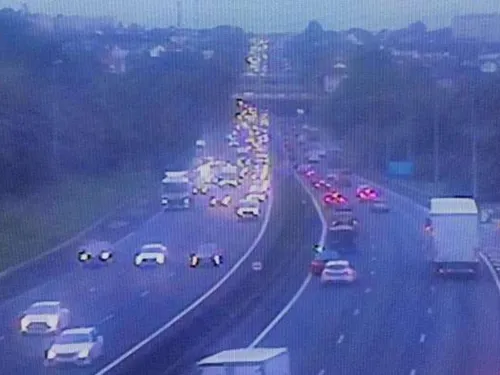 Mantes-la-ville : un motard percute une voiture avant d'être héliporté