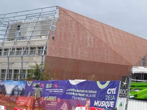 À Meaux, la future cité de la musique Simone Veil commence à...