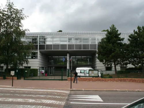 La grogne gagne un nouvel établissement scolaire des Yvelines