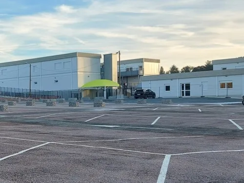 La première pierre du collège « Jeanne Bonnardel-Béguin » à...