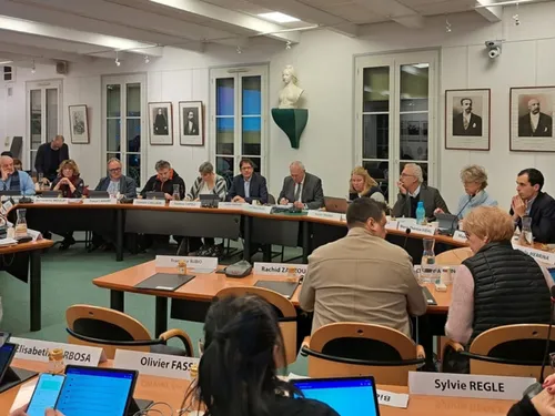 La ville de Viry-Châtillon vote une aide exceptionnelle de 10.000...