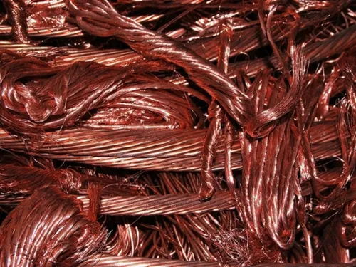 Fontainebleau : deux ans de prison pour un vol de câbles historique