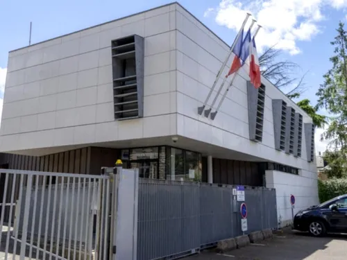 Un poste de police municipal rouvre ses portes à Lucé après quatre...