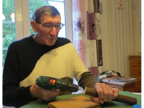 Un Samarien à la retraite partage ses inventions sur le net... et...