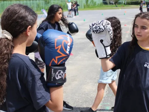Le CROS d'Île-de-France mise sur le sport pour émanciper les femmes...
