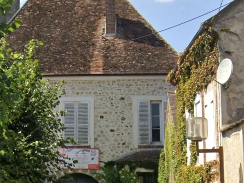 Seine-et-Marne : une aide pour transformer une ferme en internat 