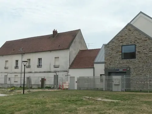 Les travaux sur la Ferme Dupré sont lancés à Magny-le-Hongre