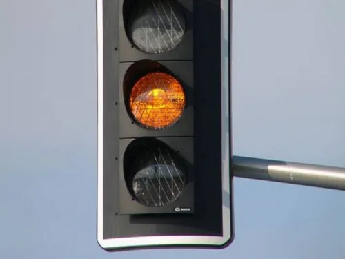 Un carrefour privé de ses feux tricolores entre Chevry-Cossigny et...