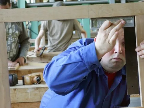 Le nombre de formations professionnelles financées chute dans les...