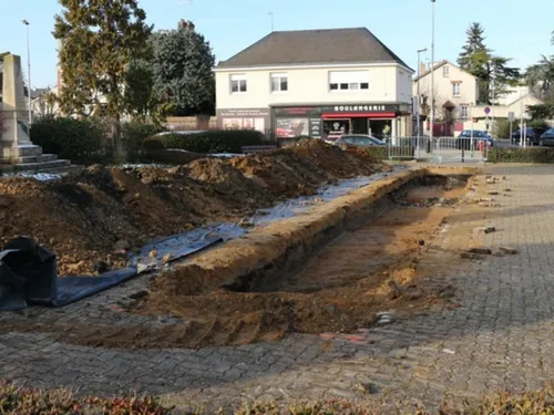 Un chantier de grande envergure a débuté à Lucé