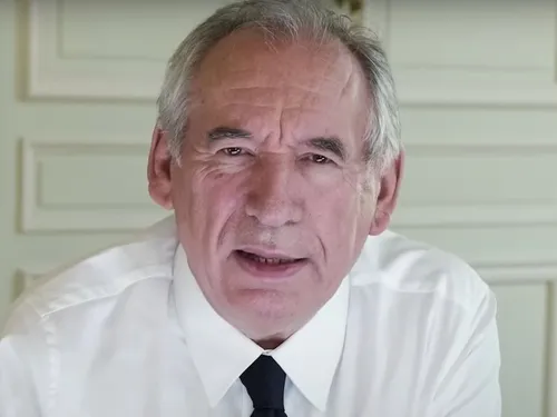 François Bayrou revient sur ses propos concernant les « boomers »