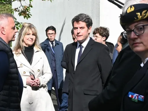 Violence dans les écoles : Gabriel Attal veut punir les parents