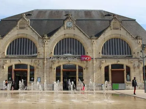 Un titre de transport ferroviaire réservé à certains habitants du...