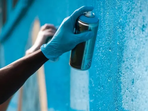 Pont-Sainte-Maxence lance la guerre aux tags 