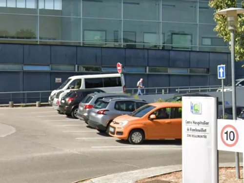 L'hôpital de Rambouillet condamné à verser plus de 7000 euros après...