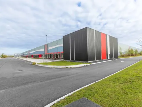 Le nouveau centre logistique Amazon de Beauvais crée de l’emploi