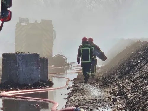 L'incendie colossal d'Inoe, à Vernouillet, est maîtrisé