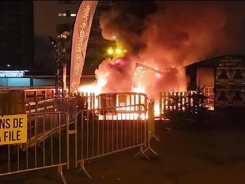 Mantes-la-Jolie : la patinoire synthétique ravagée par des...