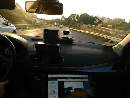 Les voitures avec radars embarqués continuent de flasher en...