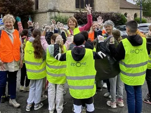 Les jeunes élus d'Épône mobilisés pour la propreté