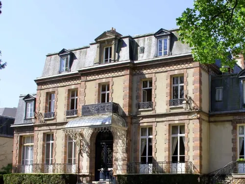 Les indemnités des élus de Dreux revues à la baisse après un...