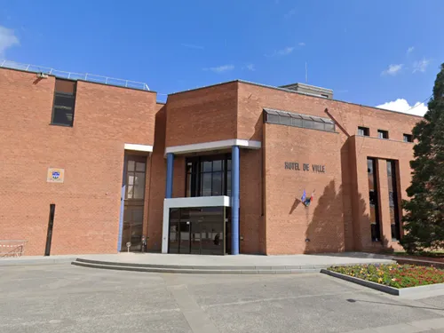 Limay : des agents municipaux ont manifesté après le suicide d'un...