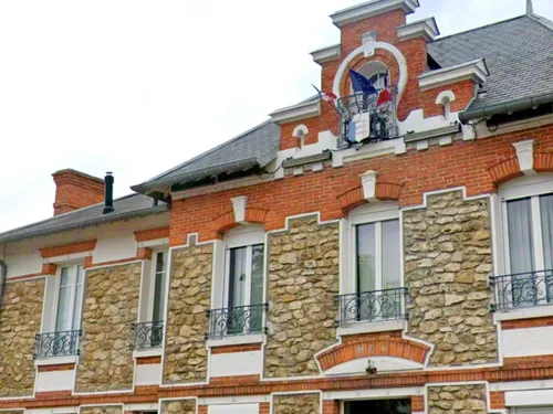 Le Coudray-Montceaux : la maire légèrement blessée en marge d'une...