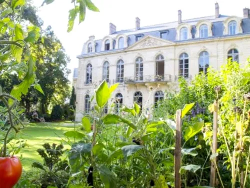 Les effectifs du ministère de l'Agriculture ne sont pas au plus...