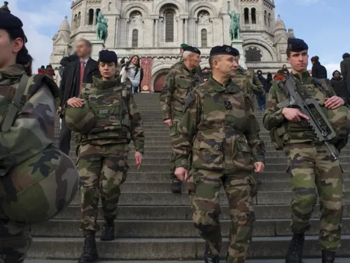 Les militaires plus visibles en Île-de-France