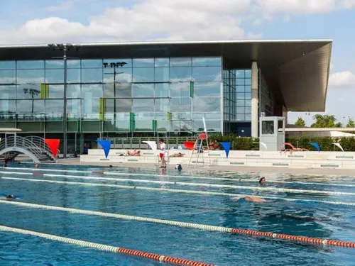 Une fresque monumentale inaugurée dans les vestiaires de la...