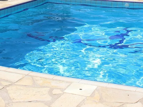 Les travaux de la piscine de Noyon jugés insuffisants