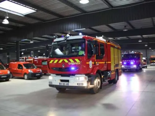 28 pompiers d'Essonne mobilisés pour lutter contre le feu dans l'Aude