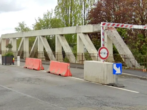 La reconstruction d'un pont repoussée à Crépy-en-Valois