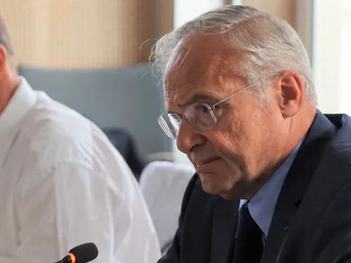 La préfecture donne son feu vert au projet de poulailler industriel...