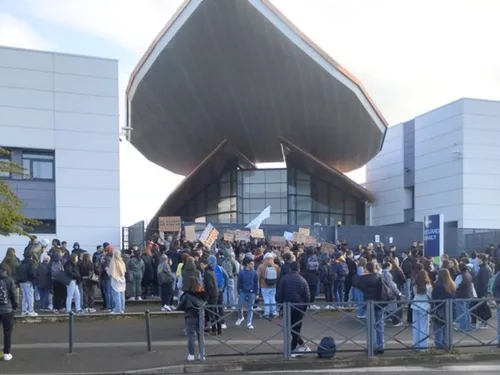 Le lycée Branly bloqué ce jeudi matin à Dreux