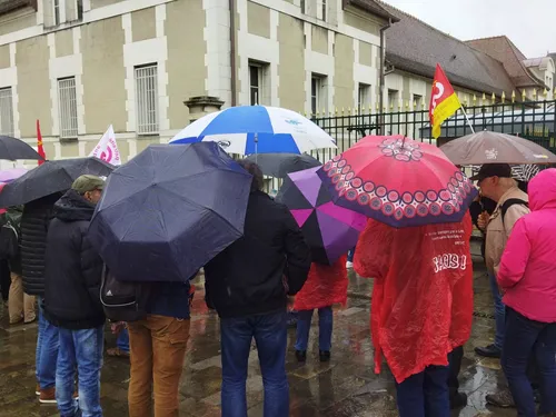 Des retraités en colère ce matin à Melun