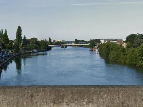Compiègne : elle se jette dans la rivière pour fuir son agresseur