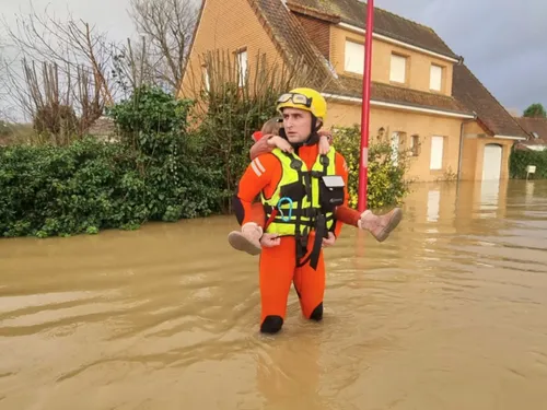 La décrue du fleuve Aa se poursuit dans le Pas-de-Calais