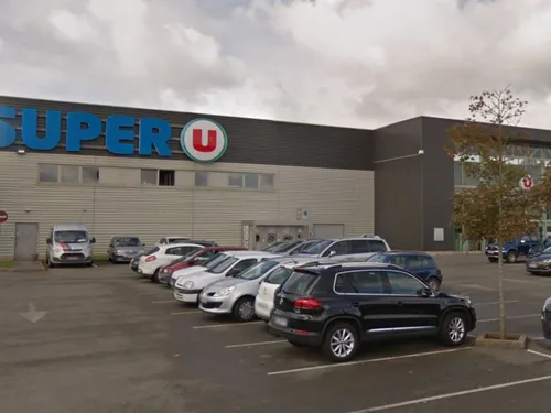 L'ancien directeur d'un supermarché de Flixecourt jugé pour des...