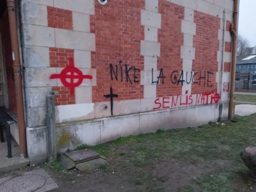 Senlis sous le choc après l'apparition d'inscriptions politiques