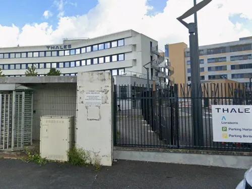 Le groupe Thales annonce une vague massive de recrutements dans les...