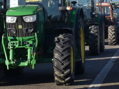 Oise : les agriculteurs manifestent