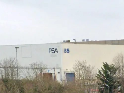 Poissy : 2.000 salariés de l’usine Stellantis placés au chômage...