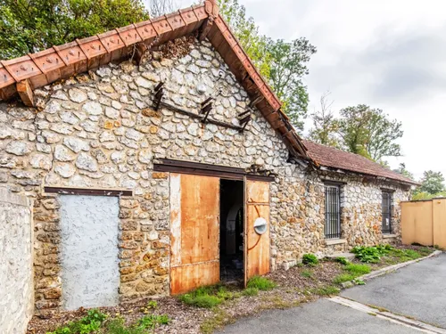 Villepreux met en vente... une usine