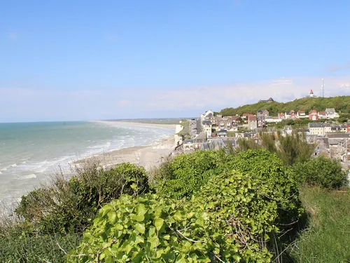 Ault : il photographiait les petites filles nues sur la plage