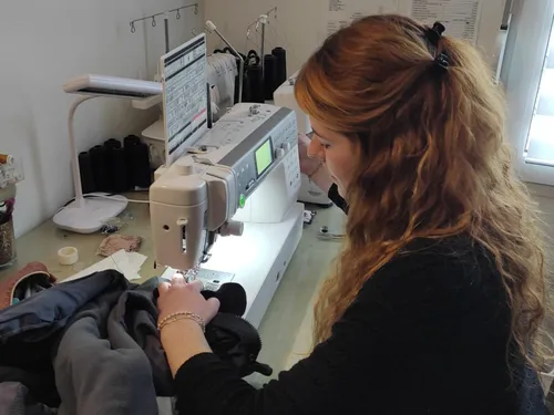 Bonus réparation textile : "pas assez connu" estime une couturière...